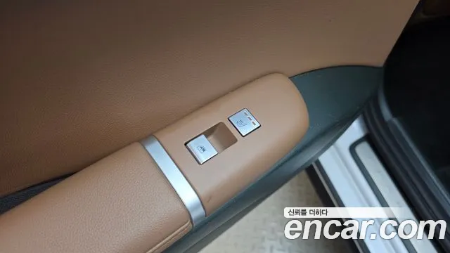 Hyundai Grandeur GN7 — Фото автомобиля 29
