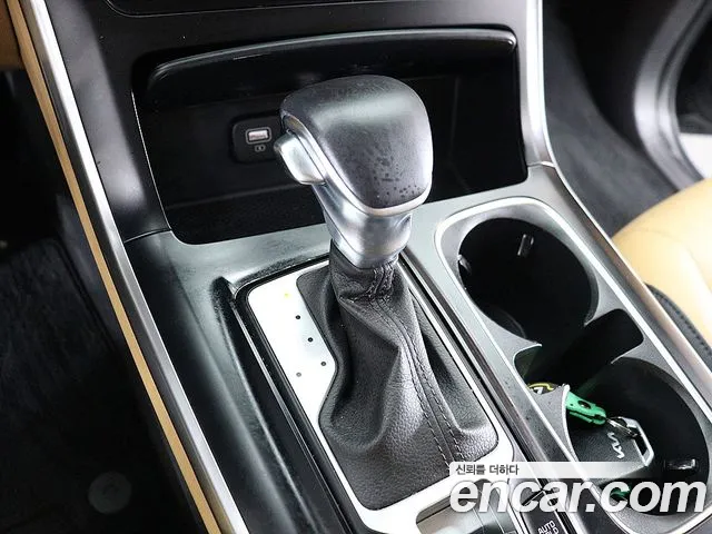 Kia Canival Carnival 4 поколение 9 мест Prestige — Фото автомобиля 9