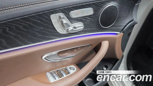 Mercedes-Benz E-Class W213 — Фото автомобиля 24