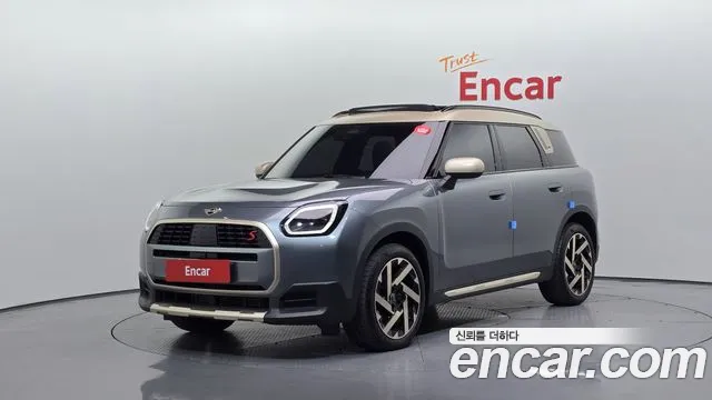 Фотография автомобиля — MINI Countryman 3rd Gen