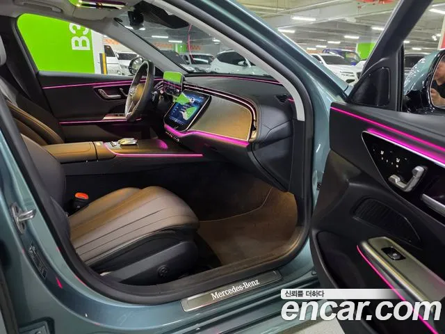 Mercedes-Benz E-Class — Фото автомобиля 13