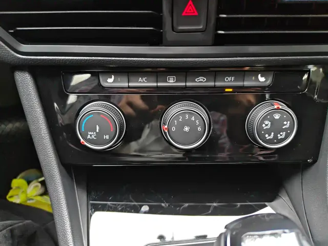 Volkswagen Sagitar — Фото автомобиля 16