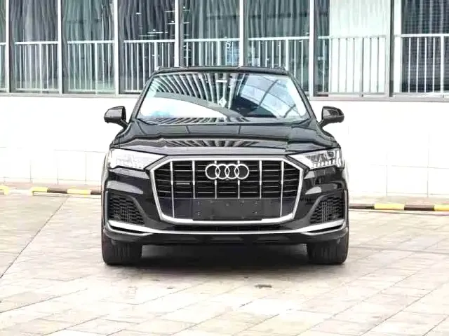 Audi Q7 — Фото автомобиля 2