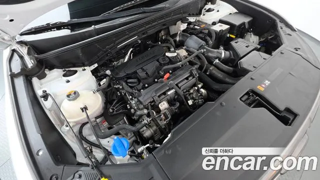 Hyundai Tucson Tucson (NX4) Бензин 1.6 турбо 2WD — Фото автомобиля 6