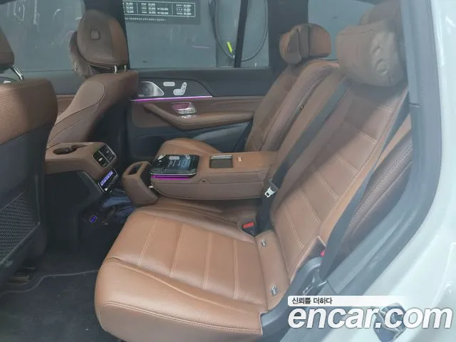 Mercedes-Benz GLS-Class — Фото автомобиля 18