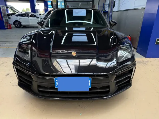 Porsche Panamera — Фото автомобиля 2
