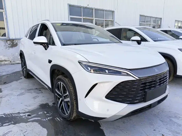 BYD Song L DM-i — Фото автомобиля 3