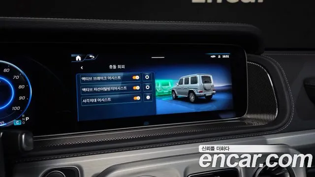 Mercedes-Benz G-Class — Фото автомобиля 27