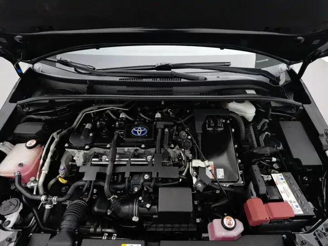 Toyota Levin 2022 Dual Engine 1.8H E-CVT Luxury Edition — Фото автомобиля 6