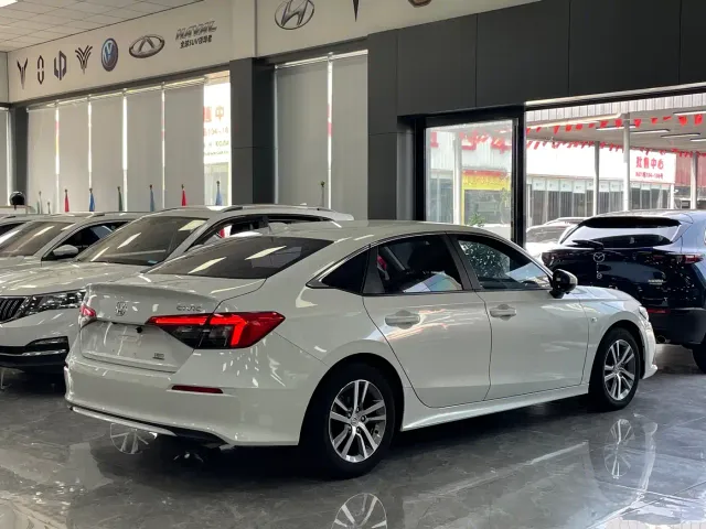 Honda Civic — Фото автомобиля 15