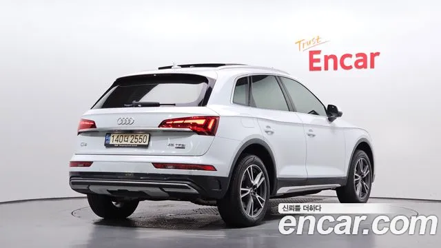 Audi Q5 FY — Фото автомобиля 2