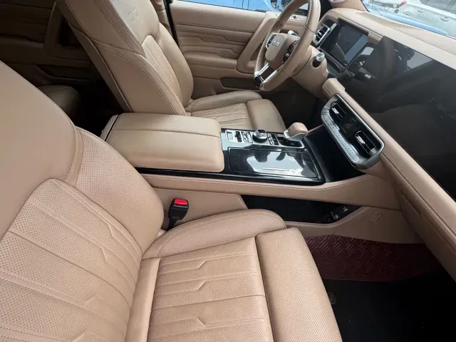 BAIC BJ60 Thunder — Фото автомобиля 7