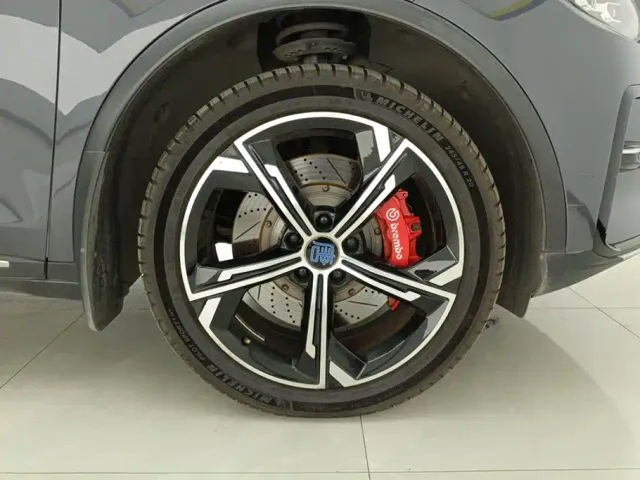 BYD Tang New Energy 2021 DM-i 112KM Honor — Фото автомобиля 6