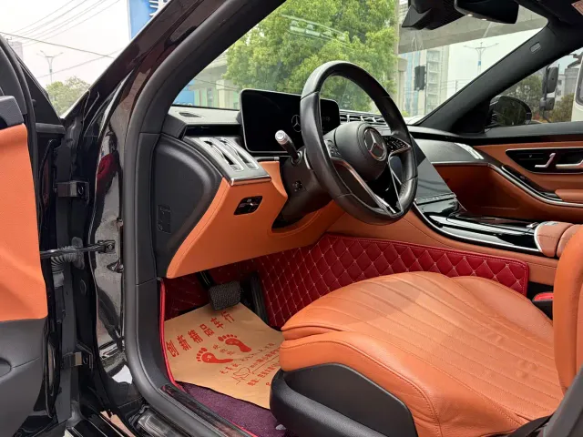 Mercedes-Benz S-Class — Фото автомобиля 6