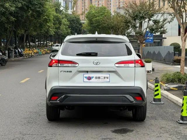 Toyota Frontlander — Фото автомобиля 5