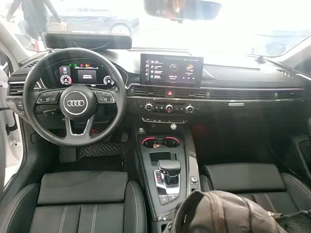 Audi A4L — Фото автомобиля 9