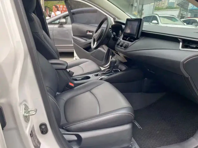 Toyota Corolla — Фото автомобиля 11