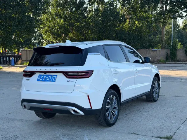 Geely Vision X6 — Фото автомобиля 6