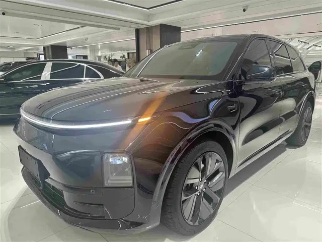 Фотография автомобиля — Li Auto L6
