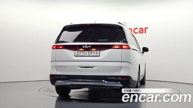 Kia Carnival 4th Gen — Фото автомобиля 4