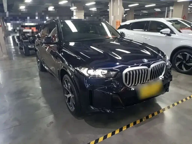 BMW X5 — Фото автомобиля 3