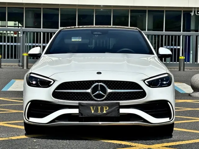 Mercedes-Benz C-Class — Фото автомобиля 2