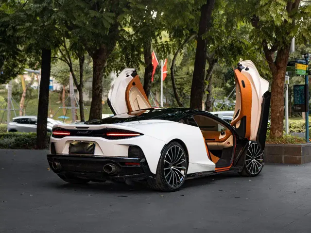 McLaren GT — Фото автомобиля 5