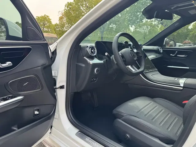 Mercedes-Benz C-Class — Фото автомобиля 7