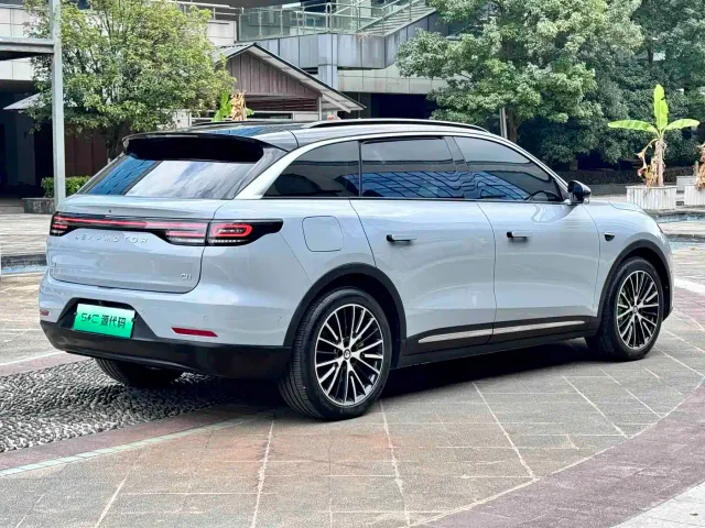 Leapmotor C11 — Фото автомобиля 14