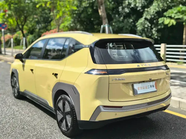 GAC Aion Y — Фото автомобиля 9
