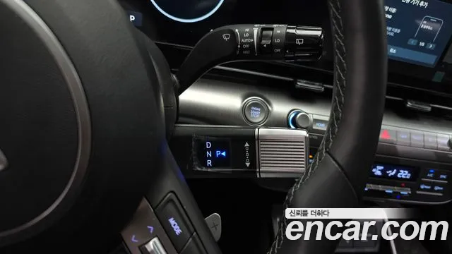 Hyundai Kona — Фото автомобиля 12