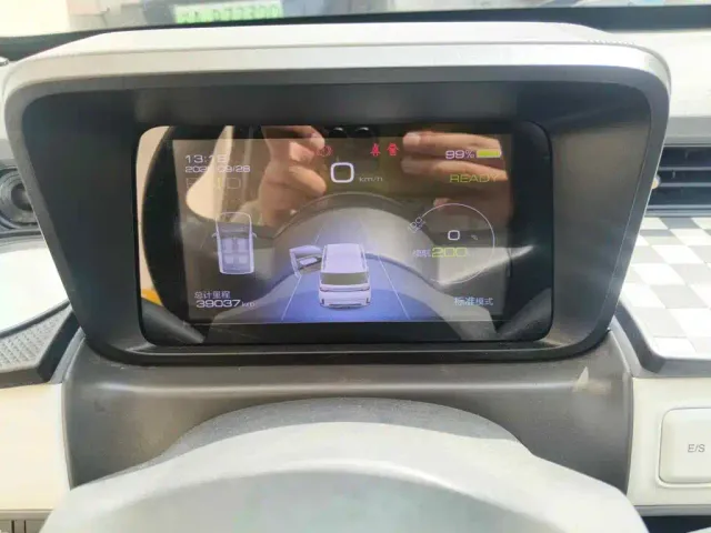 Wuling Hongguang Mini EV — Фото автомобиля 4