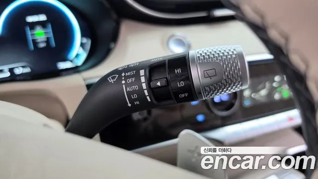 Genesis GV70 — Фото автомобиля 27