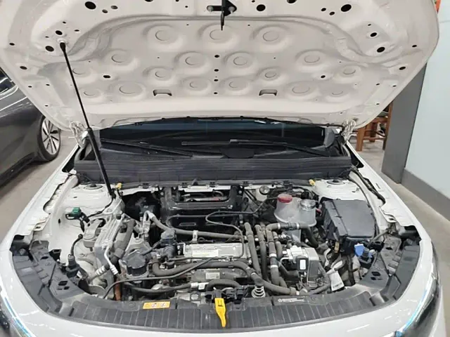 Mercedes-Benz EQB — Фото автомобиля 15