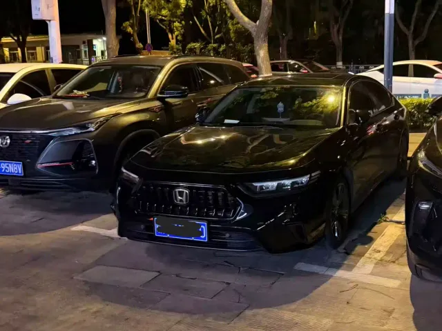 Фотография автомобиля — Honda Inspire