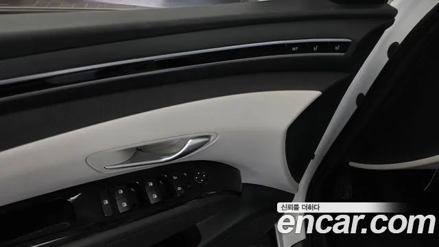 Hyundai Tucson Tucson (NX4) Дизель 2.0 4WD — Фото автомобиля 22