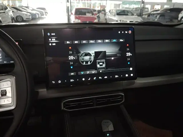 BYD FangChengBao Titanium 3 — Фото автомобиля 12