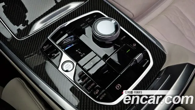 BMW X7 M60i xDrive M Sport 6 мест — Фото автомобиля 7