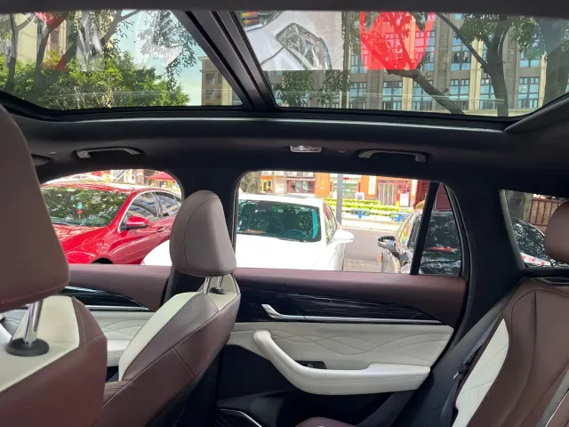 Geely Xingyue L — Фото автомобиля 12