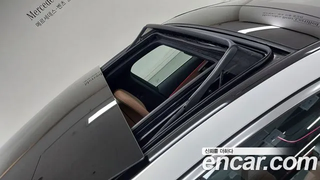 Mercedes-Benz E-Class — Фото автомобиля 12