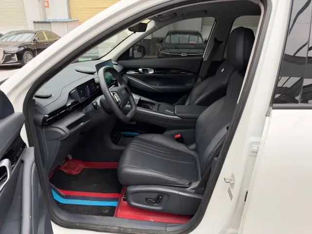 Geely Galaxy E5 — Фото автомобиля 4