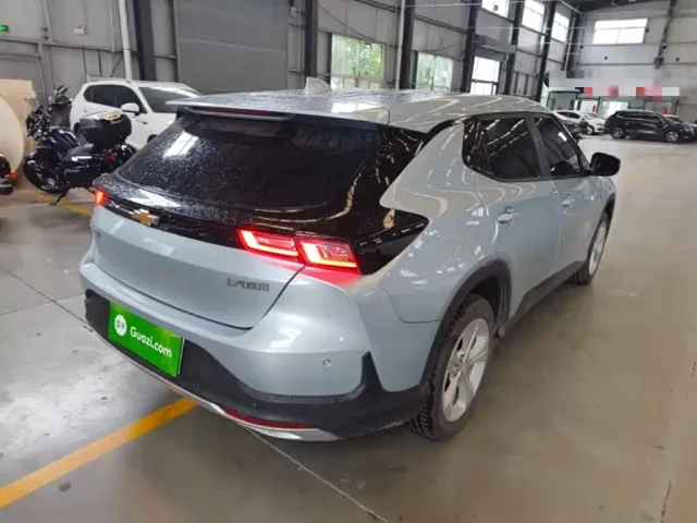 Chevrolet Menlo — Фото автомобиля 4