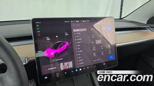 Tesla Model 3 — Фото автомобиля 16