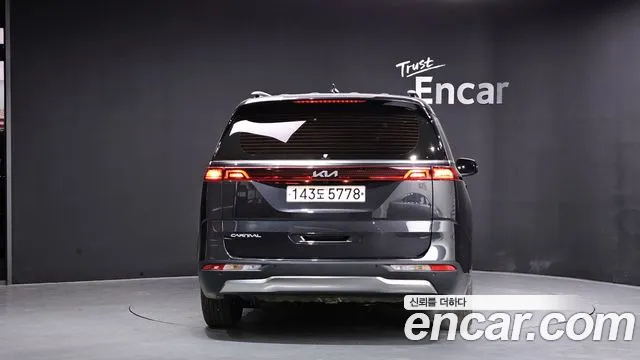 Kia Canival Carnival 4 поколение Бензин 9 мест Noblesse — Фото автомобиля 4