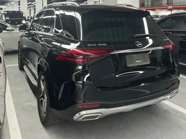 Mercedes-Benz GLE-Class — Фото автомобиля 15