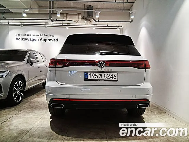 Volkswagen Touareg — Фото автомобиля 2