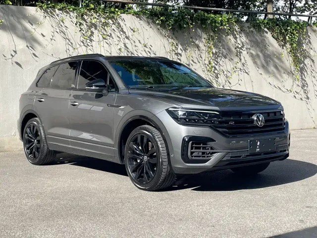 Volkswagen Touareg — Фото автомобиля 3