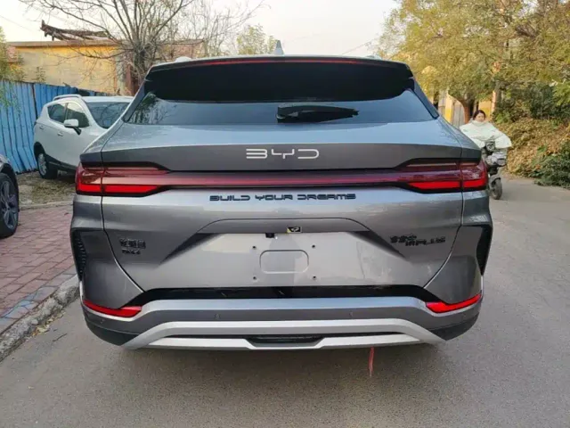 BYD Song PLUS — Фото автомобиля 5