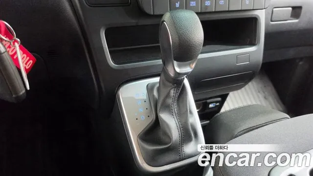 Hyundai Staria — Фото автомобиля 9