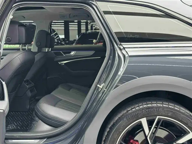 Audi A6 — Фото автомобиля 7